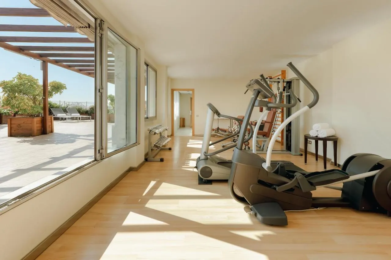Hesperia Barcelona Presidente Otel