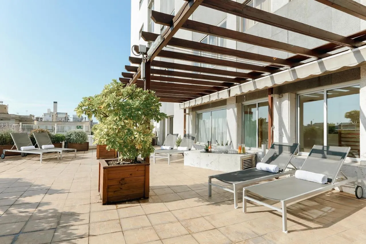 Hesperia Barcelona Presidente Otel