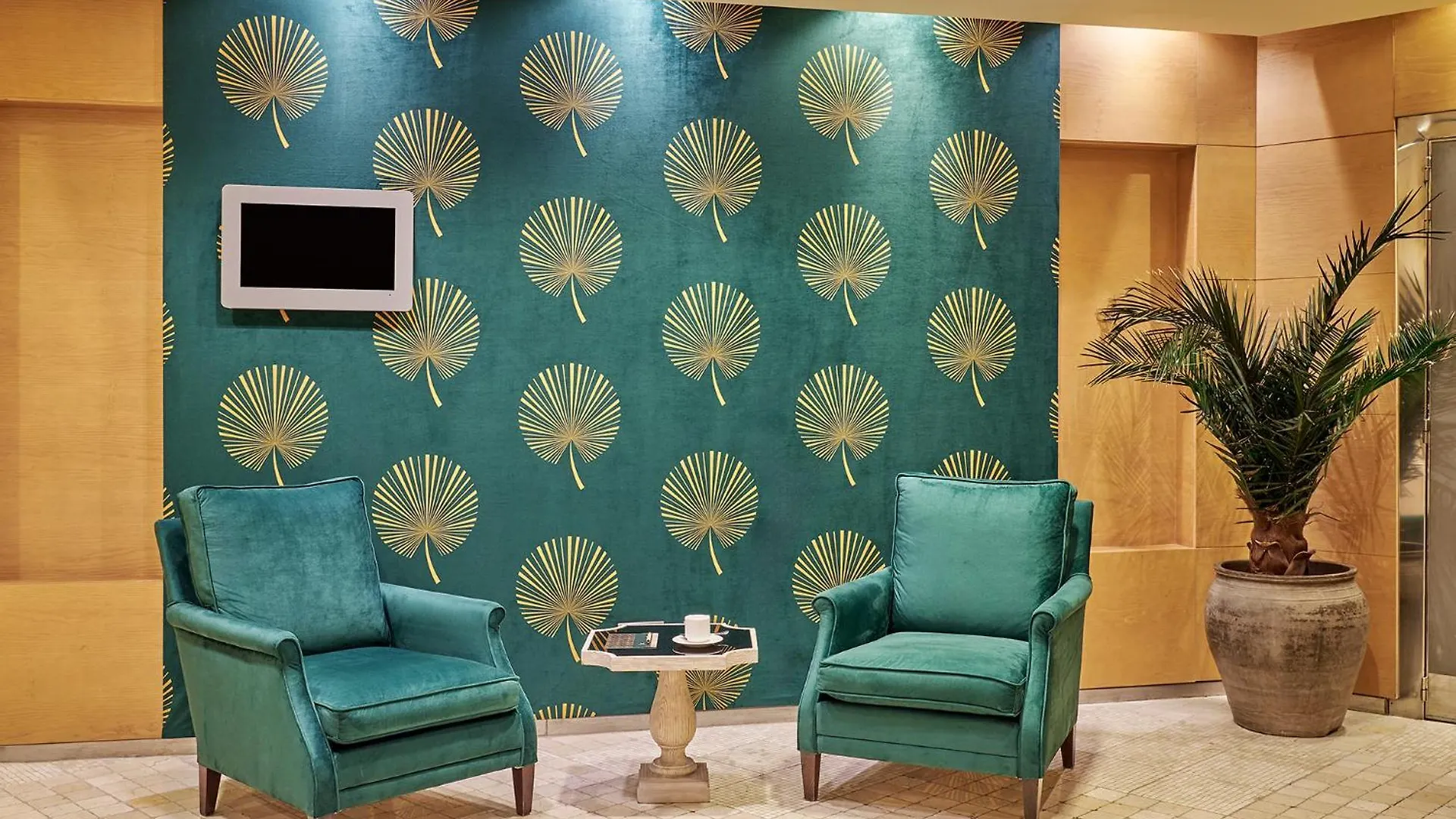 Hesperia Barcelona Presidente Hotel 4*,  Spain